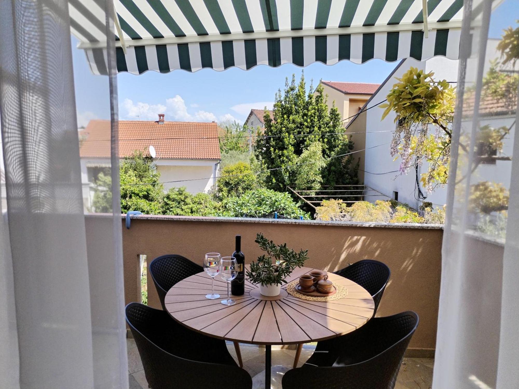 Family Apartment B&B Biograd Na Moru Exteriér fotografie